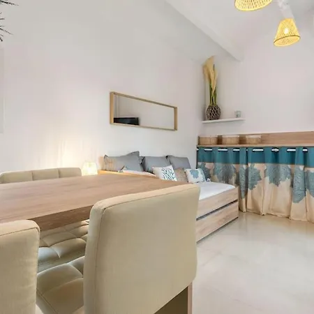 Apartmán Pinede Proche Village Naturiste