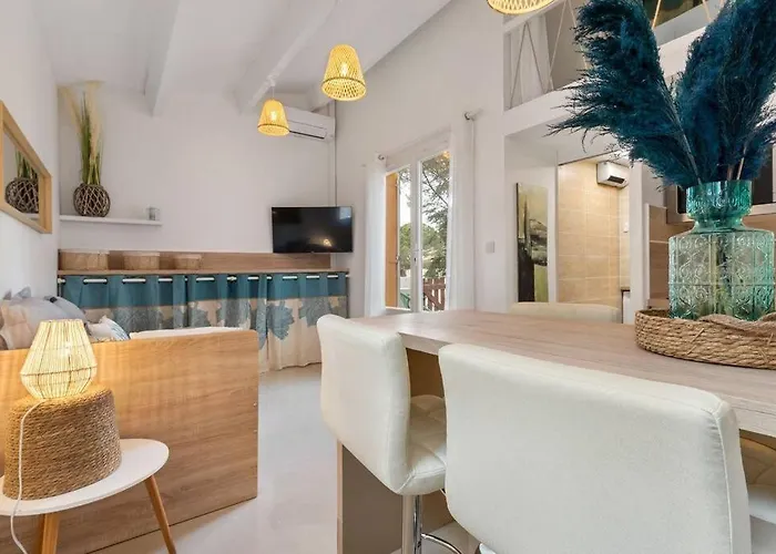 Pinede Proche Village Naturiste Apartamento
